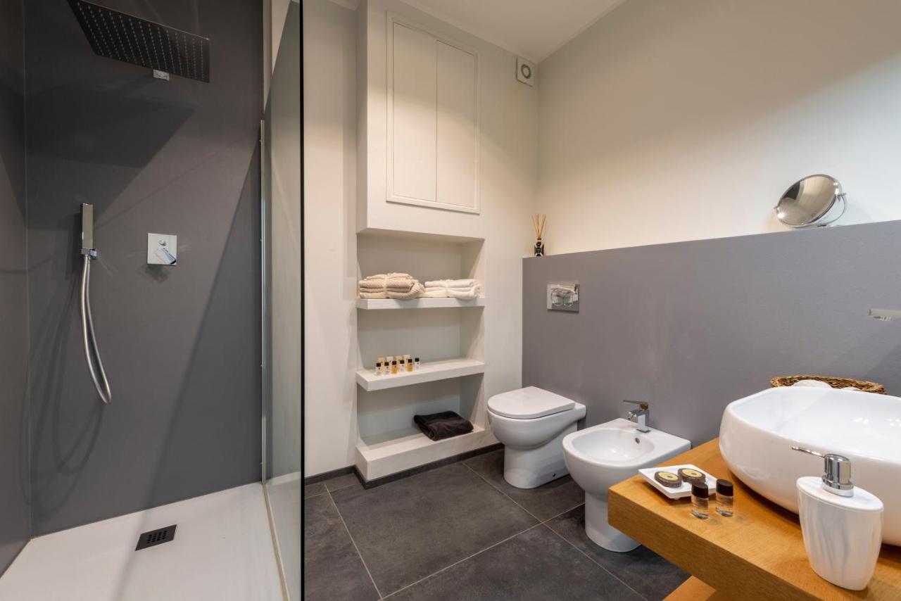Bnbutler Arena 35 - Navigli Apartment Milan Bagian luar foto